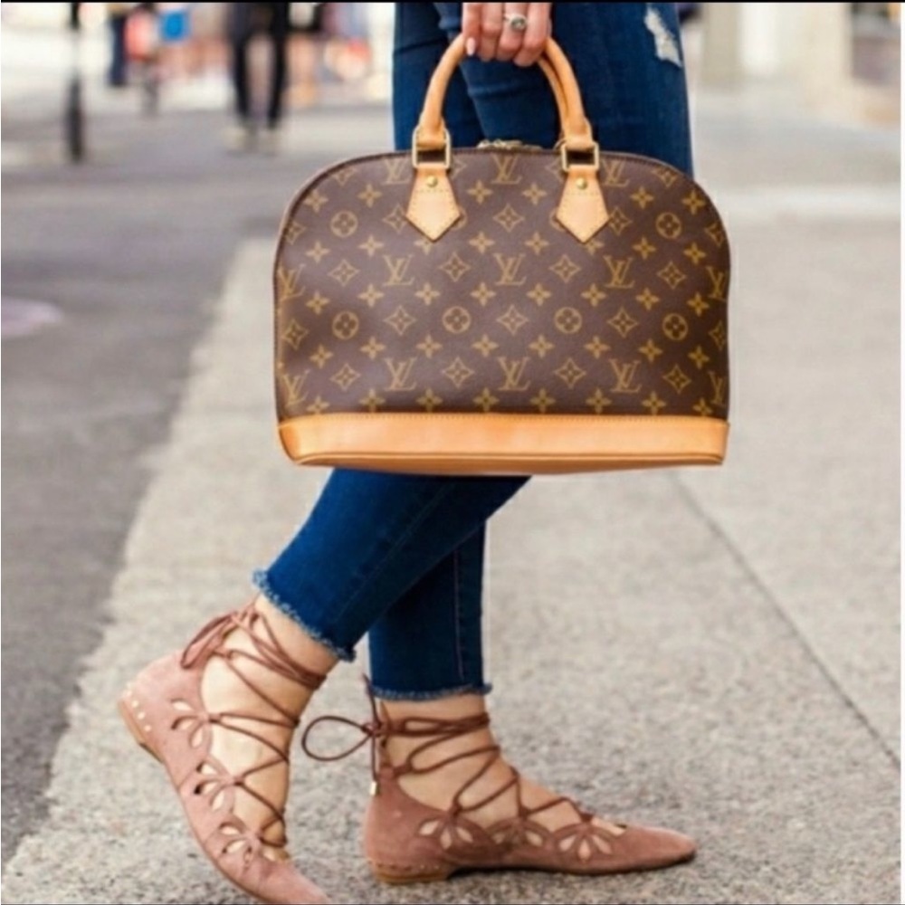 Louis Vuitton Monogram Canvas Alma PM - Picture 3 of 17
